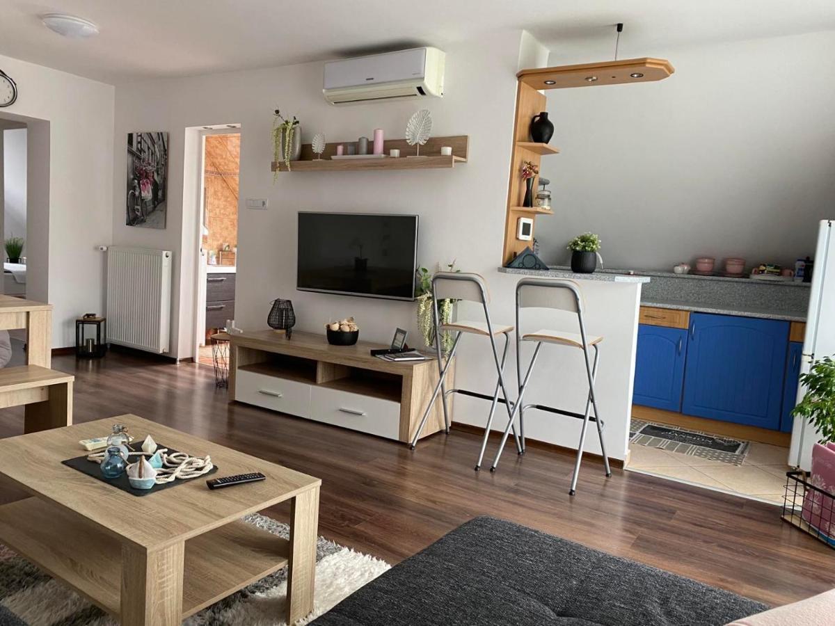Munkacsy Apartmanok Balatonfenyves Ngoại thất bức ảnh