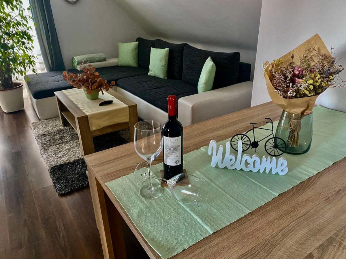 Munkacsy Apartmanok Balatonfenyves Ngoại thất bức ảnh