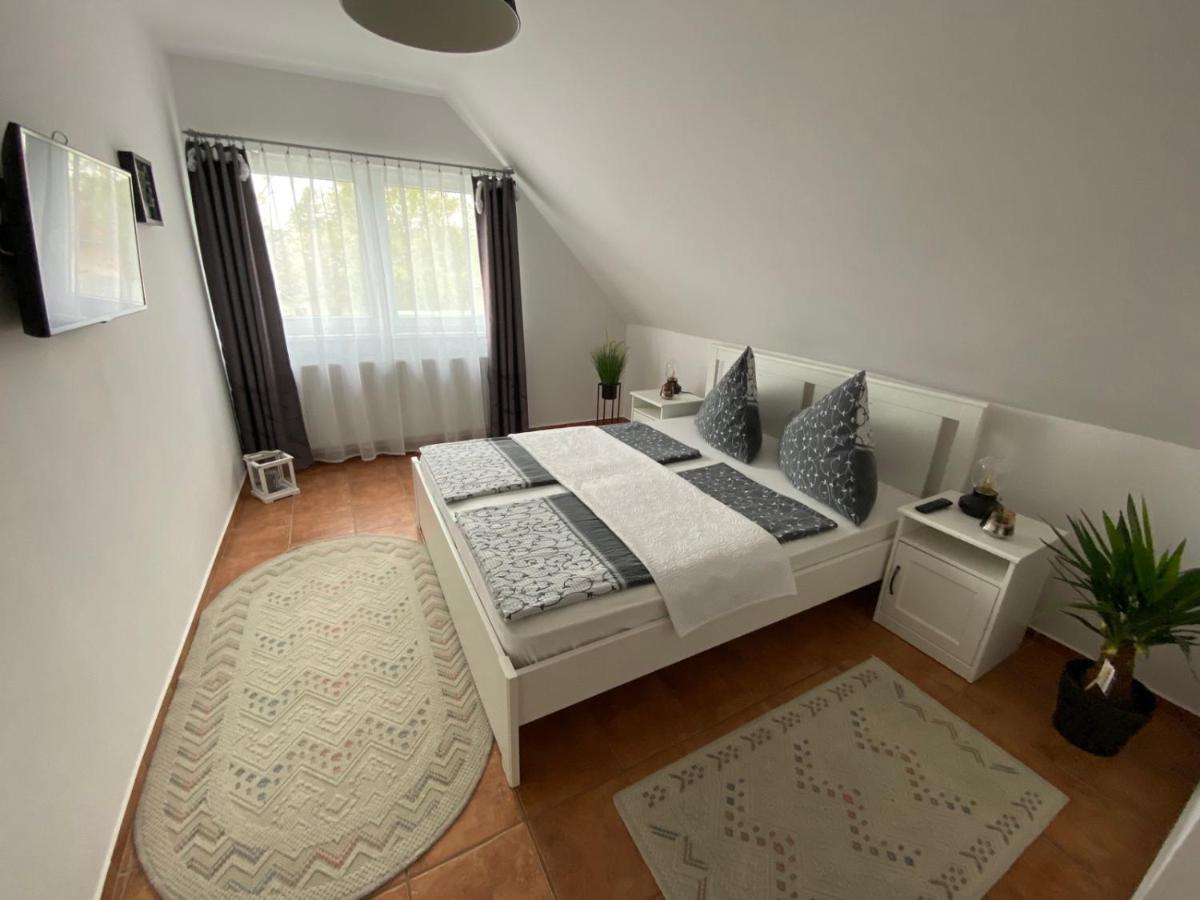 Munkacsy Apartmanok Balatonfenyves Ngoại thất bức ảnh